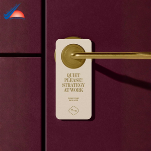 Porte-manteaux personnalisés haut de gamme pour hôtels et complexes hôteliers |   Impression de haute qualité avec des finitions élégantes - Product Image 1