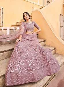 Lehenga Choli Moderno Semisellado de Longitud Completa con Bordado y Lentejuelas para Mujer - Ideal para Fiestas y Bodas - Product Image 2