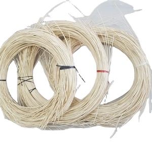 Nouveau Matériau Écologique en Rotin Naturel du Vietnam pour Tissage de Meubles, Paniers, Articles Décoratifs, Artisanat Fait Main, Fournitures de Conception Vietnam - Product Image 1