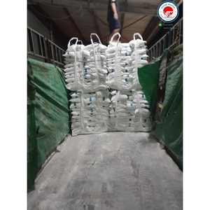 Industrial Grade Calcium Carbonate Pure White <b>Powder</b> Coating 25kg Bag NHAT THANG VNT7 JSC Nghe Brush Application Acrylic <b>Paint</b> - Product Image 3