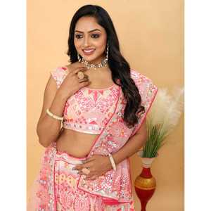 Lehenga Choli de Diseño para Boda en Poliéster con Bordado de Hilos Multicolor, Elegante y con Estilo - Product Image 4