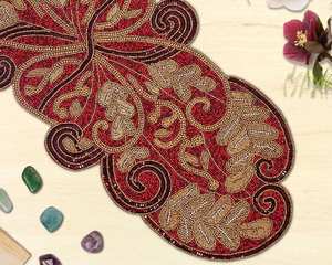 Chemin de table en verre perlé de 36 pouces, travail perlé à la main de haute qualité avec motif floral personnalisé, chemins de table à bas prix pour Noël - Product Image 1