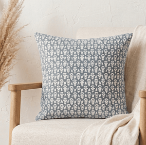 Funda de cojín de lujo de algodón estampada a mano con diseño tradicional indio, funda de almohada para sofá con cremallera - Product Image 3