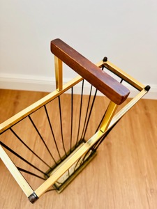 Porte-parapluies de style moderne pour cafés, rangement élégant en métal pour entrée de restaurant et décoration contemporaine – Fabriqué en Inde - Product Image 4