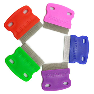 Cepillo de doble cara de plástico para eliminar el pelo de mascotas, herramientas sostenibles para el aseo de perros con cortador de nudos de pelo para gatos - Product Image 1