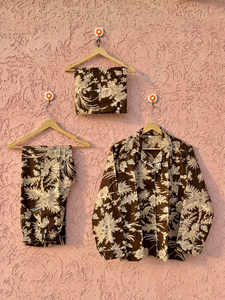 Conjunto de Pijama de Algodón con Estampado Floral para Mujer |   Conjunto de Pijamas Ecológicos para Verano y Otoño, con Camisa de Botones, Pantalones y Bolsa de Viaje - Product Image 5