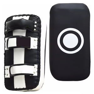 แผ่นรองเตะมวยไทยแบบรับแรงกระแทกสูง สำหรับฝึกซ้อมมวยไทย MMA และคิกบ็อกซิ่ง - Product Image 2