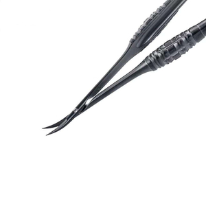 Ciseaux à ressort en acier inoxydable personnalisés Kaamir Instruments, finition noire, micro-courbés, pour broderie et qualité salon, pour cuticules - Product Image 6