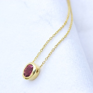 Collier pendentif en argent sterling 925 plaqué or jaune avec tourmaline rose naturelle ovale sertie clos, Memoria Jewels, vente en gros - Product Image 3