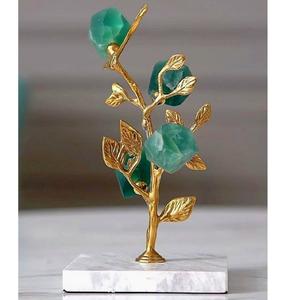 Sculpture abstraite en laiton et aluminium, art décoratif en métal, statue décorative, art métallique pour hôtel, figurine décorative pour la maison, décoration de table - Product Image 1