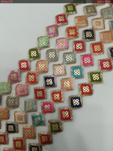 ลูกไม้ปักลายดอกไม้ DES-L9627.KL ขนาด 1 ถึง 1 7/8 นิ้ว แต่งขอบสไตล์ชาติพันธุ์ ทำด้วยมือ สำหรับตกแต่งชุด - Product Image 2