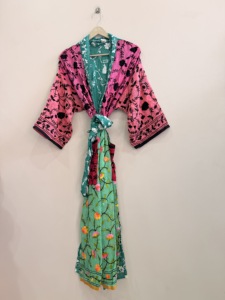 Robe kimono traditionnelle brodée de fleurs, vêtements de détente de luxe - Product Image 1