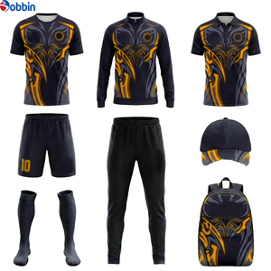 Kit de football pour hommes de qualité supérieure, uniforme de football personnalisé, maillot, short, chaussettes, survêtement pour chapeau, sac à dos, kit sublimé - Product Image 2