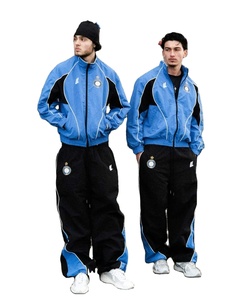 Ensemble de survêtement de maternité grande taille pour l'hiver, style streetwear, deux pièces, veste coupe-vent réfléchissante en nylon froissé et pantalon de jogging - Product Image 1