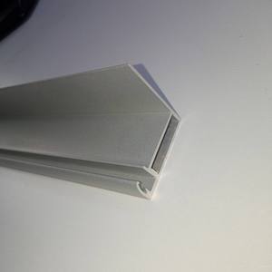 Profilé d'extrusion en alliage d'aluminium SHALUMI SE23, finition anodisée naturelle pour décorations |   Phu Tho Origin, tolérance de 1%, 8-14 jours - Product Image 1
