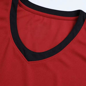 Conjunto de Uniforme Clásico de Baloncesto para Equipos |   100% Poliéster de Color Duradero |   Artículos Deportivos Personalizables de Primera Calidad de The Talent Sports - Product Image 4