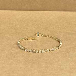 Collection de luxe, bracelet en or 14 carats avec pierres naturelles et diamants de laboratoire, élégant bijou pour femme, idéal pour les occasions spéciales - Product Image 2