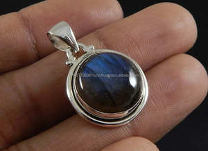 Pendentif de créateur en argent sterling 925 forme ronde pendentif en labradorite cabochon bleu feu pendentif de créateur en argent labradorite - Product Image 3