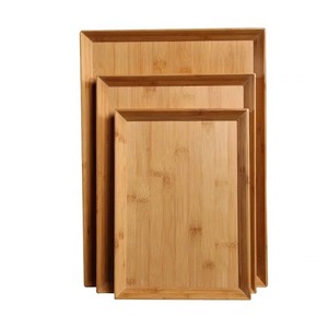 Plateau de service rectangulaire en bois massif Timber Forge, design minimaliste, vaisselle durable pour la décoration intérieure, ensemble de plateaux de service - Product Image 2
