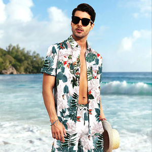 Ensemble assorti homme : chemise à manches courtes imprimé floral et short de plage – Tenue décontractée estivale colorée et légère pour homme - Product Image 1