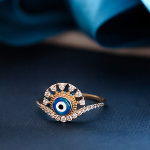 Anillo de Oro Amarillo de 14K con Ojo Turco y Detalles de Diamantes, Anillo de Ojo Turco con Diamantes Brillantes, Joyería de Protección de Oro de 14K - Product Image 1