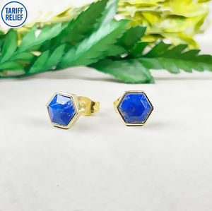 Boucles d'oreilles clous hexagonales en argent sterling 925 avec lapis-lazuli de 8 mm pour femmes |   Bijoux minimalistes en pierres précieuses pour un usage quotidien - Product Image 2