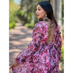 ชุดเดรสแม็กซี่ผ้าชีฟองลายดอกไม้สีชมพูสำหรับผู้หญิง คอวี แขนยาว ชุดเดรสสำหรับงานปาร์ตี้สุดหรู - Product Image 4