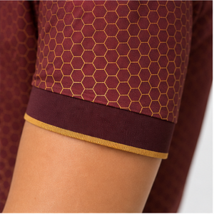 Polo à manches courtes pour femme, couleur bordeaux, micro-points, logo personnalisé, séchage rapide, sublimation, vêtements de sport pour le golf - Product Image 6