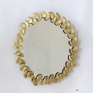 Décoration murale en fer forgé doré, design élégant et personnalisé pour l'extérieur et la maison, avec miroir intégré - Product Image 5