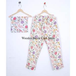 Ensemble de pyjama en coton 100% à motif floral, design simple, imprimé à la main, vêtements de nuit pour femmes, ensemble léger pour l'été, pour dormir - Product Image 3