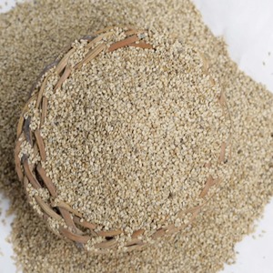 Graines de sésame brutes séchées, produit alimentaire au goût naturel et de qualité, emballées en sacs de 25 kg pour l'exportation - Product Image 6