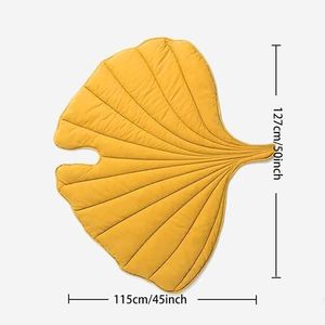 3D Leaves Shaped Dog Blanket Warm Soft Plush Cushion for Household Bed for Cats and Pets Decorative Pet Blanket & Throws - Product Image 4