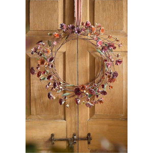 Couronne murale élégante en métal avec motifs botaniques et finition artisanale décorative pour intérieurs élégants - Product Image 4