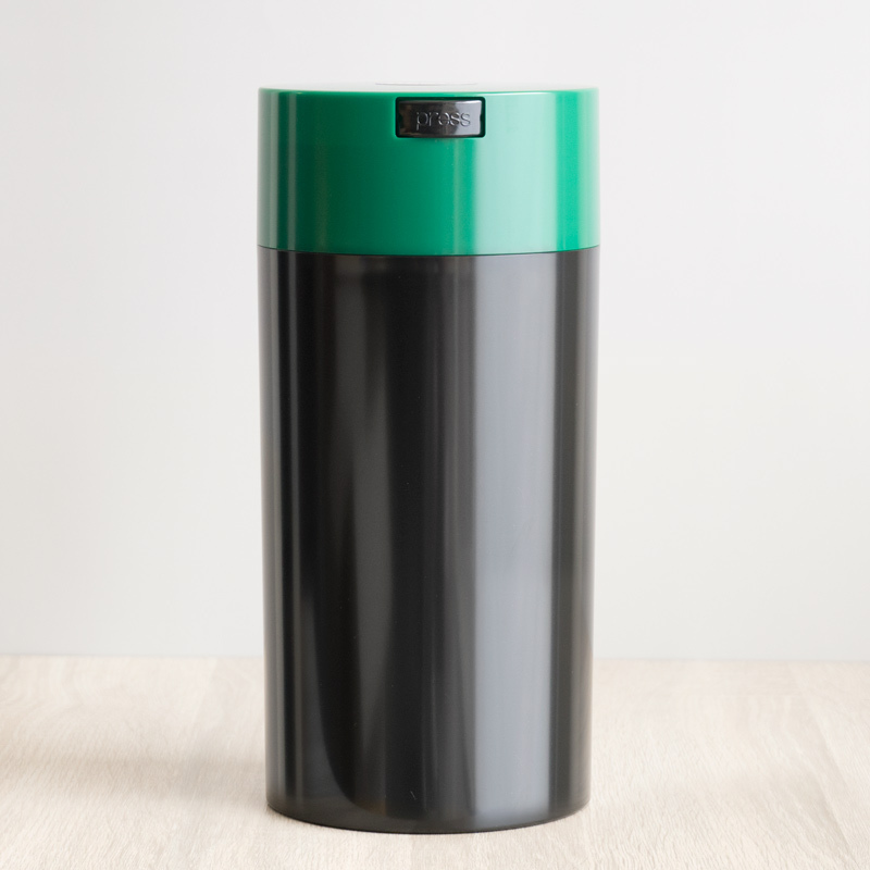 Green Lid + Black