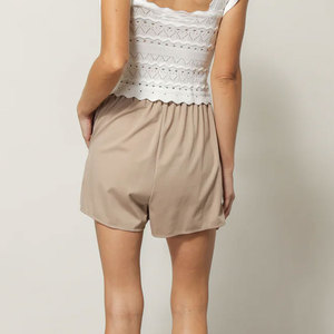 Shorts Cleo de Corte Elegante con Cintura Flexible, Ideales para Uso Diario en Verano, Shorts Casuales para Mujer - Product Image 3