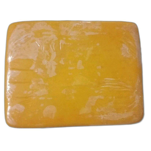 Fromage cheddar haute performance à texture ferme pour râper, trancher et cuire - Product Image 3