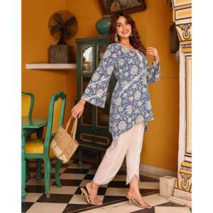 Ensemble Kurta Vintage en Crêpe Floral Azure 100% Coton, Manches Trois Quarts, Tenue Ethnique de Créateur pour Fête et Cérémonie, pour Femme, Taille XS - Product Image 2