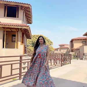 Pur coton sans manches Maxi robe indien bloc imprimé respirant élégant pour vêtements de jour décontractés couleurs terreuses décolleté licou - Product Image 1