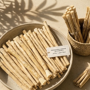 Miswaks en gros à prix de gros / Miswaks Peelu frais du Pakistan / Miswaks de haute qualité pour l'hygiène bucco-dentaire - Product Image 1