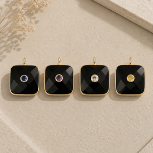 Colgante de Piedra Preciosa de Ónix Negro Cuadrado con Corte Cojín y Facetas, Chapado en Oro sobre Latón, para Suministros de Fabricación de Joyas al por Mayor - Product Image 1