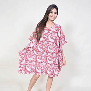 Vestido Maxi Floral Bohemio Vintage de Invierno, Estampado a Mano, 100% Algodón, Manga Corta, Corte Holgado, para Fiestas y Viajes - Product Image 3