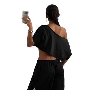 Camiseta de Moda Urbana Personalizada para Mujer, Mezcla de Algodón, Manga Corta, Estilo Crop Top, Uso Diario, Estampado Personalizado, Hombros Descubiertos - Product Image 2