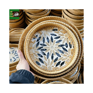 Plateau en nacre et laqué de haute qualité, plateau de service artisanal en rotin, plateau en mosaïque de coquillages en céramique, décoration de restaurant - Product Image 1