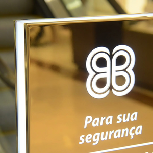 Letrero LED Personalizado para Exteriores, Tótem Iluminado para <span class=keywords><strong>Centro</strong></span> <span class=keywords><strong>Comercial</strong></span> Multifuncional, Torre Monolítica de Aluminio Impermeable - Product Image 3