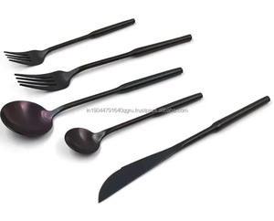 Meilleure vente moderne lourd noir épaissi manche rond 18/10 5 pcs ensemble de couverts - Product Image 3