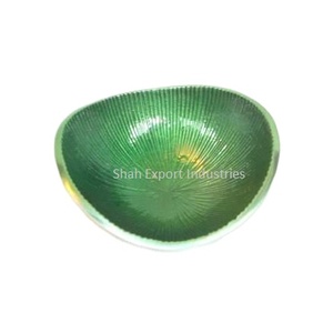 Impresionante Frutero de aluminio decorativo con esmalte verde, la mejor forma para el hogar y la boda, cuencos para servir comida - Product Image 1
