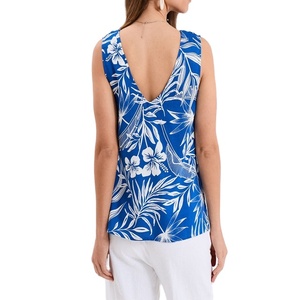 Blusa Azul Eléctrico con Cuello en V y Tirantes Anchos para Mujer, Top Elegante sin Mangas para Oficina y Uso Diario - Product Image 2