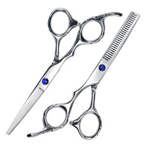 Ensemble de ciseaux professionnels pour droitiers en acier inoxydable tranchant avec 30 dents pour les ciseaux de barbier et la coupe de cheveux en salon de beauté - Product Image 1