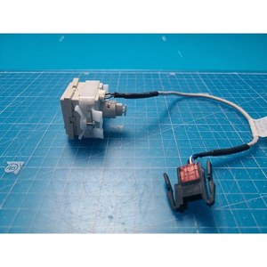 แผ่นสุญญากาศ3M87-063075-11 SMC ใช้เป็นชิ้นส่วนอุปกรณ์เซมิคอนดักเตอร์รุ่นเก่า - Product Image 3