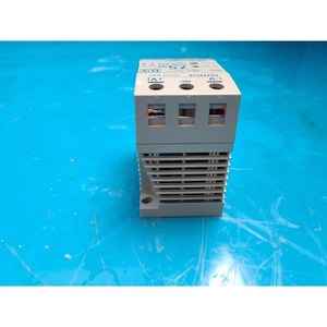 IDEC แหล่งจ่ายไฟสวิตช์ PS5R-A12 PS5R-E24ที่ใช้เป็นชิ้นส่วนอุปกรณ์เซมิคอนดักเตอร์รุ่นเก่า - Product Image 2